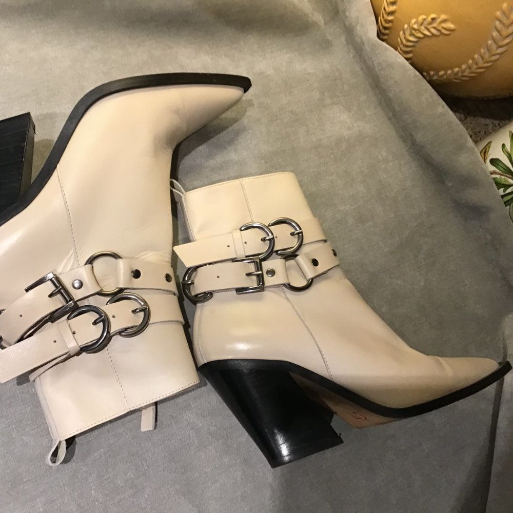 Susanna Western Cowboy Boots Ivory Leather Bu… Gem